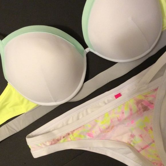 NWT VS 36DD/M BIKINI WHITE NEON YELLOW PALM PRINT - Picture 3 of 4